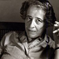 A atualidade brutal de Hannah Arendt