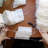 Distribuir máscaras à população: ÓBVIO!