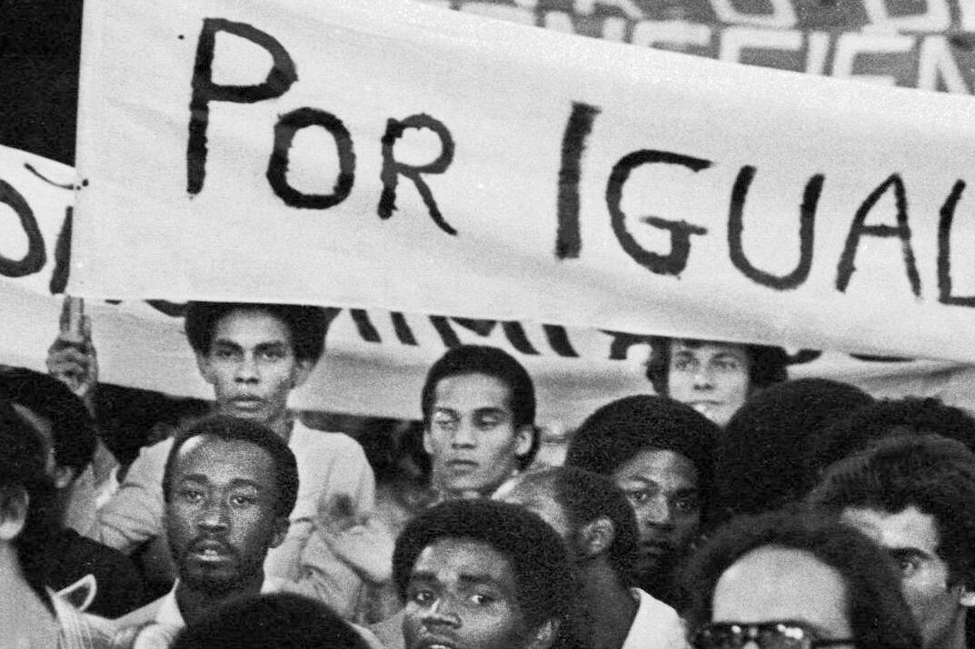 Luta contra o racismo: Resistência à opressão do capital global